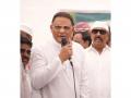 Telangana Minister Mohammad Azharuddin offers Eid-ul-Fitr prayers in Hyderabad - Hindi News | Telangana Minister Mohammad Azharuddin offers Eid-ul-Fitr prayers in Hyderabad | Latest national News at Lokmattimes.com