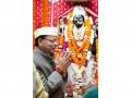Uttarakhand CM offers prayers at Maa Kalika Temple - Hindi News | Uttarakhand CM offers prayers at Maa Kalika Temple | Latest national News at Lokmattimes.com