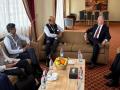 Commerce Secretary, US Deputy Trade Representative discuss economic cooperation - Hindi News | Commerce Secretary, US Deputy Trade Representative discuss economic cooperation | Latest international News at Lokmattimes.com