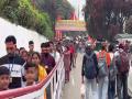 JK: Large crowds of devotees continue to gather at Vaishno Devi for Chaitra Navratri celebrations - Hindi News | JK: Large crowds of devotees continue to gather at Vaishno Devi for Chaitra Navratri celebrations | Latest national News at Lokmattimes.com
