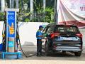 Fuel supply stable, petrol pumps operating normally despite West Asia conflict: Govt - Hindi News | Fuel supply stable, petrol pumps operating normally despite West Asia conflict: Govt | Latest business News at Lokmattimes.com