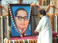 "Messiah of Bahujans": BSP chief Mayawati pays floral tribute to Dr Ambedkar on 135th birth anniversary - Hindi News | "Messiah of Bahujans": BSP chief Mayawati pays floral tribute to Dr Ambedkar on 135th birth anniversary | Latest national News at Lokmattimes.com