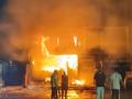 Massive fire breaks out at paint shop in Udaipur, no casualties reported - Hindi News | Massive fire breaks out at paint shop in Udaipur, no casualties reported | Latest national News at Lokmattimes.com