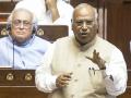 "PM Modi's speech full of mudslinging, and outright lies": Mallikarjun Kharge - Hindi News | "PM Modi's speech full of mudslinging, and outright lies": Mallikarjun Kharge | Latest politics News at Lokmattimes.com