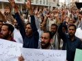 Pak: Protests erupt outside Karachi Press Club over medical student's death; family alleges harassment - Hindi News | Pak: Protests erupt outside Karachi Press Club over medical student's death; family alleges harassment | Latest international News at Lokmattimes.com