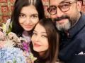 Aishwarya Rai shares special family post to mark 19 years of marriage with hubby Abhishek Bachchan - Hindi News | Aishwarya Rai shares special family post to mark 19 years of marriage with hubby Abhishek Bachchan | Latest entertainment News at Lokmattimes.com