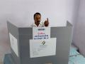 Tamil Nadu Polls: TVK Chief Coordinator KA Sengottaiyan casts vote in Gobichettipalayam - Hindi News | Tamil Nadu Polls: TVK Chief Coordinator KA Sengottaiyan casts vote in Gobichettipalayam | Latest politics News at Lokmattimes.com