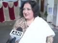 Tamil Nadu Assembly polls: Rajinikanth's wife casts her vote at Stella Maris College - Hindi News | Tamil Nadu Assembly polls: Rajinikanth's wife casts her vote at Stella Maris College | Latest entertainment News at Lokmattimes.com
