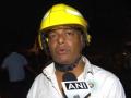 Midnight blaze tamed: Firefighters contain massive slum fire near Gurugram's Sikanderpur Metro Station - Hindi News | Midnight blaze tamed: Firefighters contain massive slum fire near Gurugram's Sikanderpur Metro Station | Latest national News at Lokmattimes.com