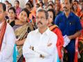 Dharmendra Pradhan listens to PM Narendra Modi's Mann Ki Baat, at his ancestral village in Odisha - Hindi News | Dharmendra Pradhan listens to PM Narendra Modi's Mann Ki Baat, at his ancestral village in Odisha | Latest national News at Lokmattimes.com