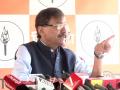 "Why didn't CM or RSS Chief get angry?": MP Sanjay Raut on Bageshwar Baba's remark over Shivaji Maharaj - Hindi News | "Why didn't CM or RSS Chief get angry?": MP Sanjay Raut on Bageshwar Baba's remark over Shivaji Maharaj | Latest national News at Lokmattimes.com