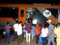 Mumbai-Solapur Vande Bharat coach trolley derails in Pune, no casualties - Hindi News | Mumbai-Solapur Vande Bharat coach trolley derails in Pune, no casualties | Latest national News at Lokmattimes.com