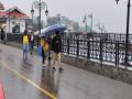 Himachal Pradesh: Rain brings respite in Shimla; tourist influx rises as temperatures dip - Hindi News | Himachal Pradesh: Rain brings respite in Shimla; tourist influx rises as temperatures dip | Latest national News at Lokmattimes.com
