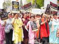 Mahila Congress stages protest in Dehradun, demands immediate 33% women's reservation - Hindi News | Mahila Congress stages protest in Dehradun, demands immediate 33% women's reservation | Latest politics News at Lokmattimes.com