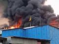 UP: Fire breaks out at factory in Kanpur's Rakhi Mandi area; no casualties - Hindi News | UP: Fire breaks out at factory in Kanpur's Rakhi Mandi area; no casualties | Latest national News at Lokmattimes.com