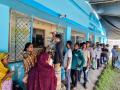 West Bengal repolling: Voter turnout in Magrahat Paschim and Diamond Harbour hits 72.5% and 72.36% respectively till 3 PM - Hindi News | West Bengal repolling: Voter turnout in Magrahat Paschim and Diamond Harbour hits 72.5% and 72.36% respectively till 3 PM | Latest politics News at Lokmattimes.com