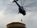 UP: IAF rescues two children stranded atop water tank in Gorakhpur - Hindi News | UP: IAF rescues two children stranded atop water tank in Gorakhpur | Latest national News at Lokmattimes.com