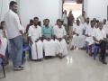 Keralam Polls 2026: Congress workers gather at VD Satheesan's residence, express confidence as vote counting begins - Hindi News | Keralam Polls 2026: Congress workers gather at VD Satheesan's residence, express confidence as vote counting begins | Latest politics News at Lokmattimes.com