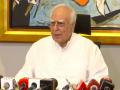 "Election was stolen, not won": Kapil Sibal alleges irregularities in West Bengal, backs Mamata Banerjee - Hindi News | "Election was stolen, not won": Kapil Sibal alleges irregularities in West Bengal, backs Mamata Banerjee | Latest politics News at Lokmattimes.com