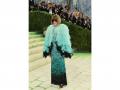 Anna Wintour arrives at Met Gala in feathered look - Hindi News | Anna Wintour arrives at Met Gala in feathered look | Latest entertainment News at Lokmattimes.com