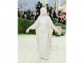 Heidi Klum turns into live statue at Met Gala 2026 - Hindi News | Heidi Klum turns into live statue at Met Gala 2026 | Latest entertainment News at Lokmattimes.com