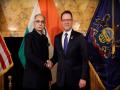 Indian envoy Kwatra, Pennsylvania Governor discuss boosting economic and technological ties - Hindi News | Indian envoy Kwatra, Pennsylvania Governor discuss boosting economic and technological ties | Latest international News at Lokmattimes.com