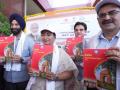 'Garmi Se Jung' campaign aims to protect all citizens during extreme summer, says Delhi CM - Hindi News | 'Garmi Se Jung' campaign aims to protect all citizens during extreme summer, says Delhi CM | Latest politics News at Lokmattimes.com