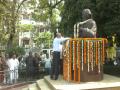 Siliguri Mayor Gautam Deb pays tribute to Rabindranath Tagore on his birth anniversary - Hindi News | Siliguri Mayor Gautam Deb pays tribute to Rabindranath Tagore on his birth anniversary | Latest national News at Lokmattimes.com
