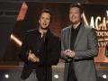 Blake Shelton, Luke Bryan engage in hilarious Twitter exchange - Hindi News | Blake Shelton, Luke Bryan engage in hilarious Twitter exchange | Latest entertainment News at Lokmattimes.com