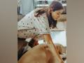 Anushka Sharma's morning ritual consists of oil pulling in her dog's company - Hindi News | Anushka Sharma's morning ritual consists of oil pulling in her dog's company | Latest entertainment News at Lokmattimes.com
