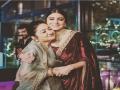 Anushka, Sonam, Kiara, Yami and other stars wish their moms a 'Happy Mother's Day' - Hindi News | Anushka, Sonam, Kiara, Yami and other stars wish their moms a 'Happy Mother's Day' | Latest entertainment News at Lokmattimes.com