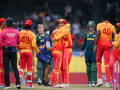 T20 WC: Cricket fraternity lauds Zimbabwe's clinical win over Australia - Hindi News | T20 WC: Cricket fraternity lauds Zimbabwe's clinical win over Australia | Latest other-sports News at Lokmattimes.com