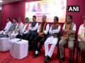 Maharashtra BJP MLAs decide strategy to 'comfortably' sail through floor test - Hindi News | Maharashtra BJP MLAs decide strategy to 'comfortably' sail through floor test | Latest politics News at Lokmattimes.com