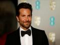 Bradley Cooper points award seasons as 'meaningless'; says it is 'devoid of artistic creation' - Hindi News | Bradley Cooper points award seasons as 'meaningless'; says it is 'devoid of artistic creation' | Latest entertainment News at Lokmattimes.com