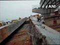 2 die as under-construction flyover collapses in Visakhapatnam - Hindi News | 2 die as under-construction flyover collapses in Visakhapatnam | Latest national News at Lokmattimes.com