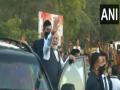 PM Modi holds roadshow in Ahmedabad - Hindi News | PM Modi holds roadshow in Ahmedabad | Latest national News at Lokmattimes.com