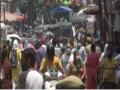 Huge crowds throng Jammu's Old City Market, flout Covid safety protocols - Hindi News | Huge crowds throng Jammu's Old City Market, flout Covid safety protocols | Latest national News at Lokmattimes.com