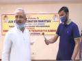 Telangana: Jain community gives rose as token of appreciation to those receiving Covid vaccine shot - Hindi News | Telangana: Jain community gives rose as token of appreciation to those receiving Covid vaccine shot | Latest national News at Lokmattimes.com