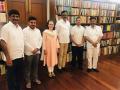Congress leader DK Shivakumar meets Sonia Gandhi, Rahul Gandhi in New Delhi - Hindi News | Congress leader DK Shivakumar meets Sonia Gandhi, Rahul Gandhi in New Delhi | Latest national News at Lokmattimes.com