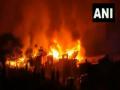 Houses damaged, several injured in fire in J-K's Baramulla - Hindi News | Houses damaged, several injured in fire in J-K's Baramulla | Latest national News at Lokmattimes.com