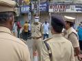 Over 9,000 cases being registered daily against lockdown violators in Hyderabad, says police commissioner - Hindi News | Over 9,000 cases being registered daily against lockdown violators in Hyderabad, says police commissioner | Latest national News at Lokmattimes.com