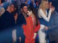 Here's why Priyanka celebrated Nick's VMAs' win with photoshopped image - Hindi News | Here's why Priyanka celebrated Nick's VMAs' win with photoshopped image | Latest entertainment News at Lokmattimes.com