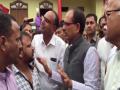 MP: Shivraj Singh visits flood affected Mandsaur, interacts with locals - Hindi News | MP: Shivraj Singh visits flood affected Mandsaur, interacts with locals | Latest national News at Lokmattimes.com