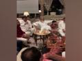 Rajasthan Cong MLAs sing 'Hum Honge Kamyaab' in Jaipur hotel amid political crisis - Hindi News | Rajasthan Cong MLAs sing 'Hum Honge Kamyaab' in Jaipur hotel amid political crisis | Latest national News at Lokmattimes.com
