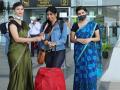 Amid the COVID-19 pandemic; Chandigarh University students and faculty welcomed tourists at Chandigarh International Airport on the eve of World Tourism Day - Hindi News | Amid the COVID-19 pandemic; Chandigarh University students and faculty welcomed tourists at Chandigarh International Airport on the eve of World Tourism Day | Latest business News at Lokmattimes.com