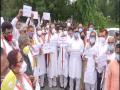 Rajasthan crisis: Congress holds nationwide protests against BJP's 'anti-democratic' actions - Hindi News | Rajasthan crisis: Congress holds nationwide protests against BJP's 'anti-democratic' actions | Latest national News at Lokmattimes.com