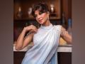 Jacqueline Fernandez joins 'Manike Mage Hithe' bandwagon, grooves with singer Yohani - Hindi News | Jacqueline Fernandez joins 'Manike Mage Hithe' bandwagon, grooves with singer Yohani | Latest entertainment News at Lokmattimes.com
