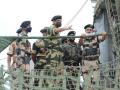 DG BSF visits India-Pak border, reviews border domination plan - Hindi News | DG BSF visits India-Pak border, reviews border domination plan | Latest national News at Lokmattimes.com