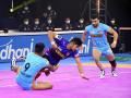PKL: Naveen shines as Dabang Delhi decimates Bengal Warriors - Hindi News | PKL: Naveen shines as Dabang Delhi decimates Bengal Warriors | Latest other-sports News at Lokmattimes.com