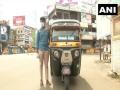 Karnataka: Auto-driver in Kalaburagi offers free service to COVID-19 patients - Hindi News | Karnataka: Auto-driver in Kalaburagi offers free service to COVID-19 patients | Latest national News at Lokmattimes.com